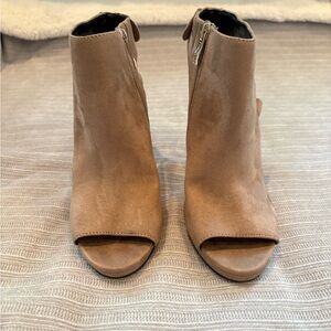 Women's Open-Toe Ankle Booties in Tan
